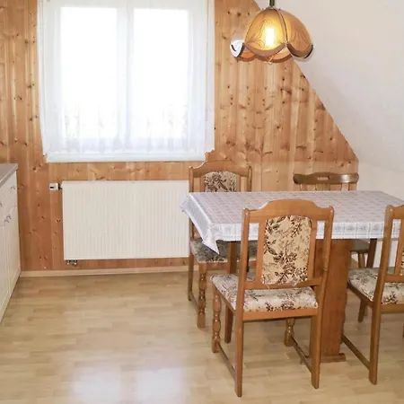 One-bedroom In Apartment *
